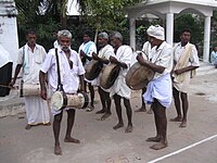 உறுமி மேளம்