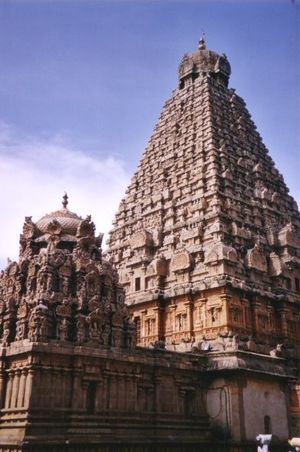 Thanjavur temple.jpg