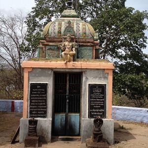 Ponmalai Velayudhaswamy temple3.jpg