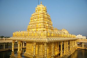 Sripuram Temple Full View.jpg