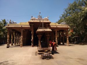 Madurai muktisvarar1.jpg