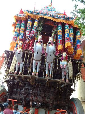 Madurai Car Festival 2.jpg