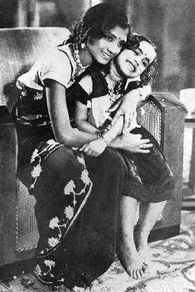 Balayogini 1937film 2.jpg