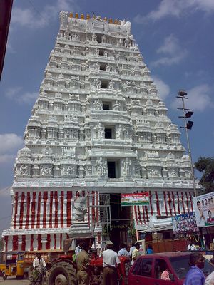 SrikalahastiGaligopuram.jpg