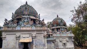 Nannilam maduvanesvarar temple5.jpg