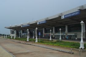 படிமம்:MaduraiAirport.JPG