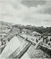 படிமம்:Periyar Dam during construction.JPG
