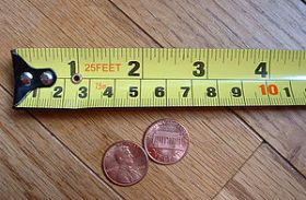 படிமம்:Measuring Tape Inch+CM.jpg