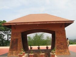 பழசி இராசா நினைவு மண்டபம்