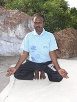 படிமம்:Bhadrasana 1.JPG
