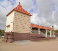 படிமம்:Nallur Kanthasaamy Thermuddi.jpg