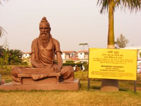 படிமம்:Sushruta.jpg